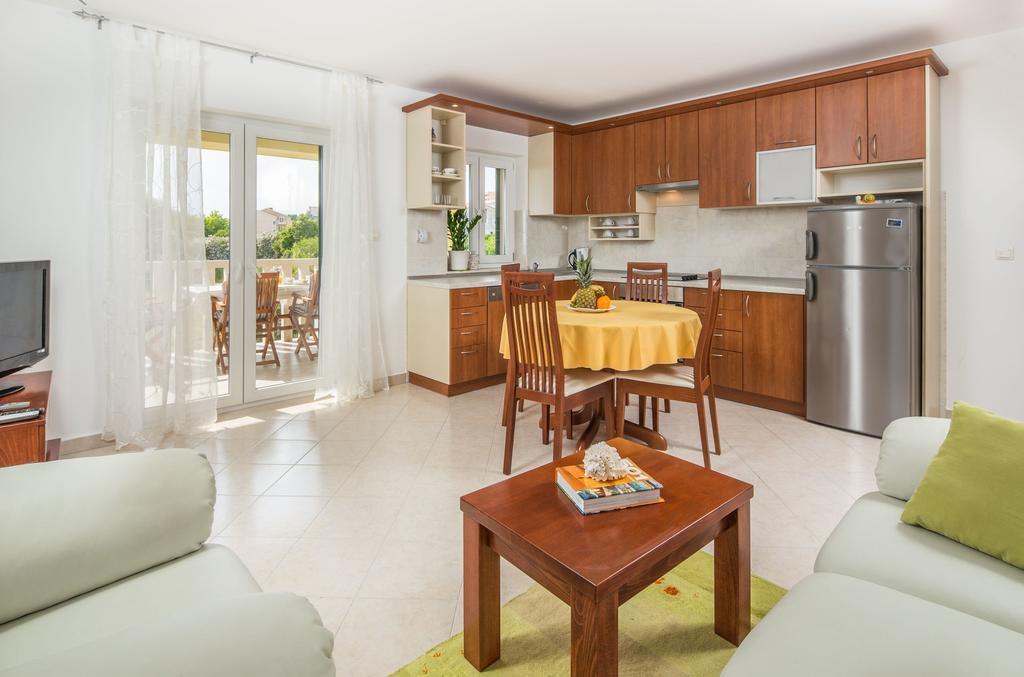 Apartments Leon 포드스트라나 객실 사진
